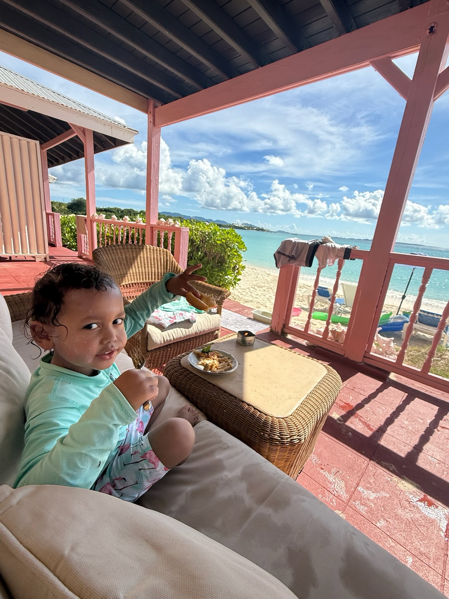 Cozy beachfront cottage overlooking turquoise water in Anguilla